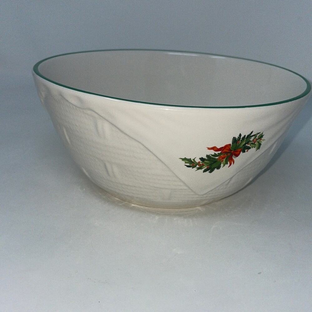 Pfaltzgraff Christmas Heritage Woven Bowl